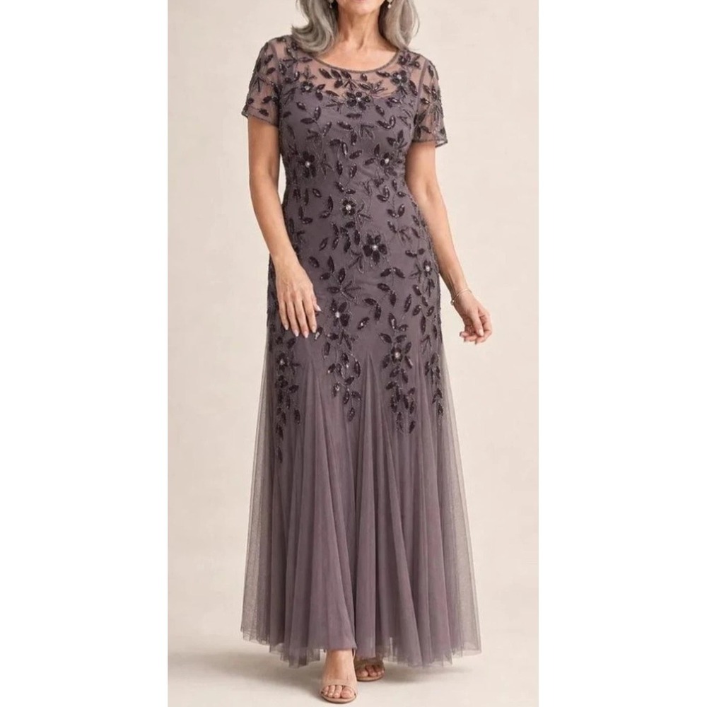 $300 Adrianna Papell Hand Beaded Short Sleeve Floral Godet Gown Size 10 Purple